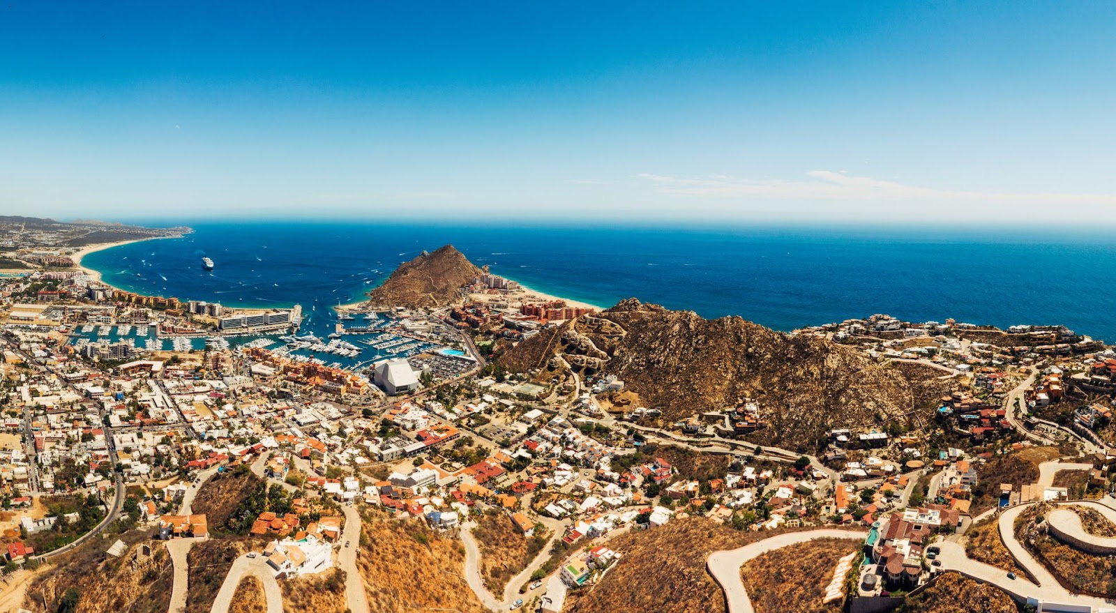 Panoramic view of Cabo San Lucas