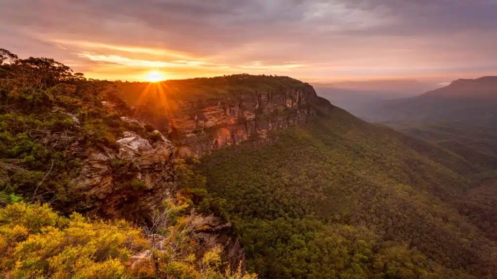 Sunset-View-Of-Blue-Mountain