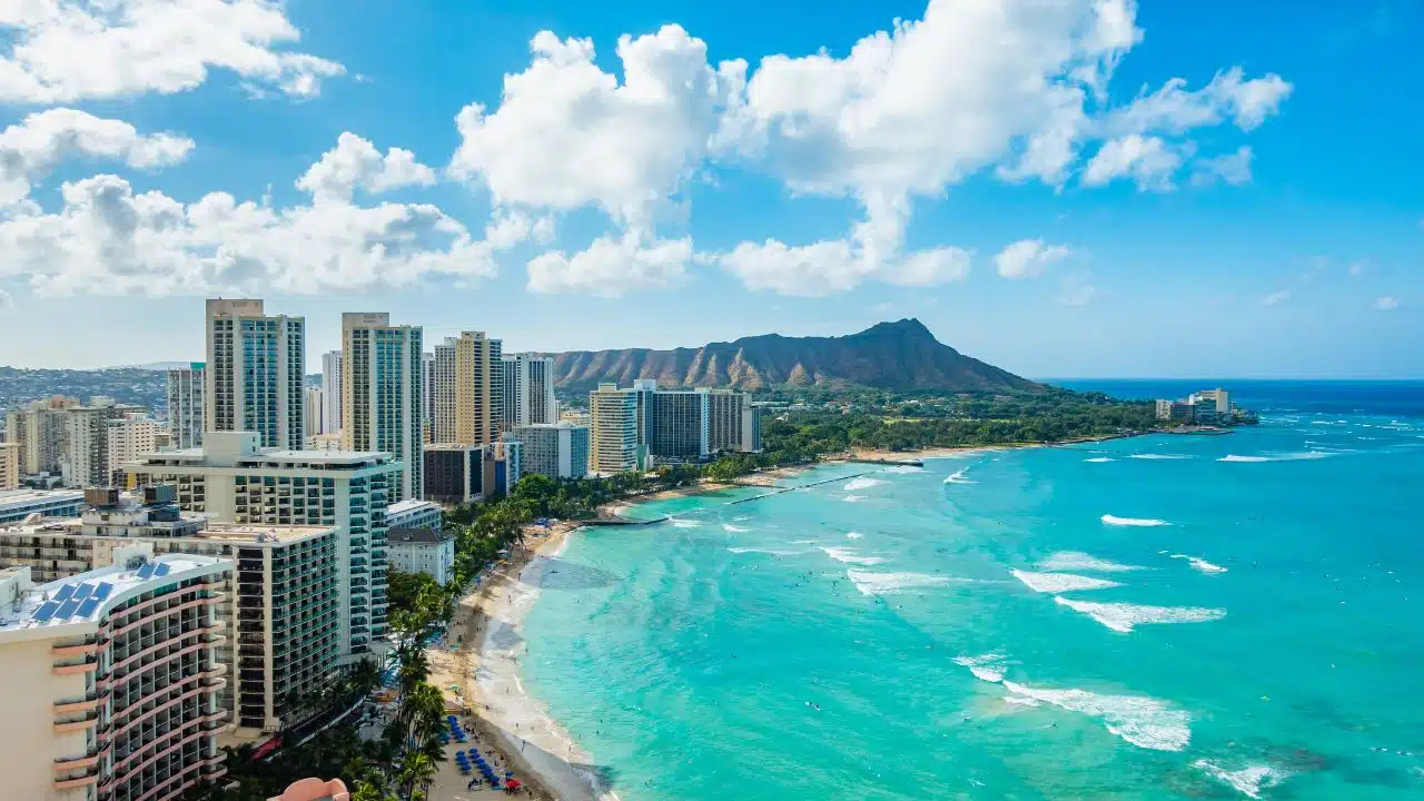 why visit honolulu